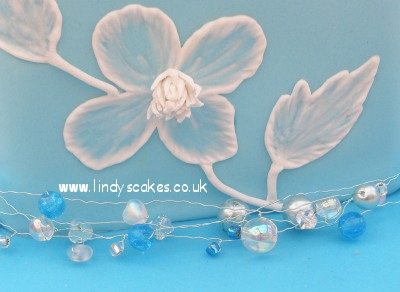 clematispatchworkcutter Clematis flower cake decoration by Lindy Smith