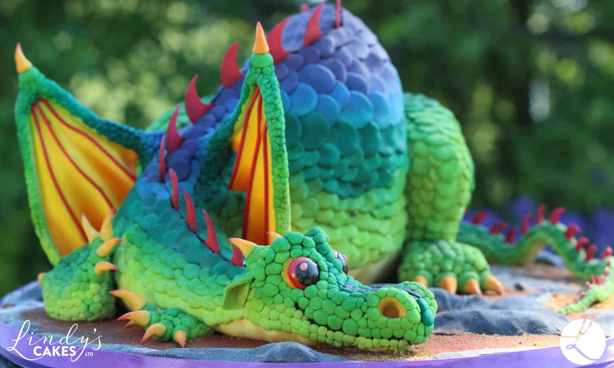 Award winning carved dragon cake by sugarcraft artist Lindy Smith