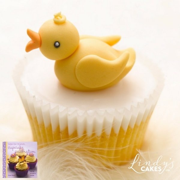 baby duck cupcake