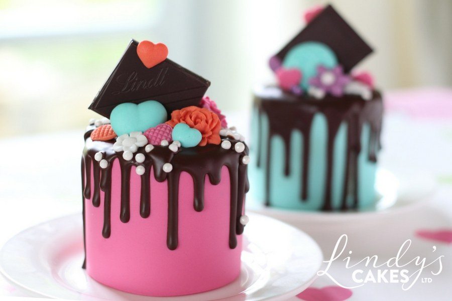 chocolate drip mini cake by cake designer Lindy Smith