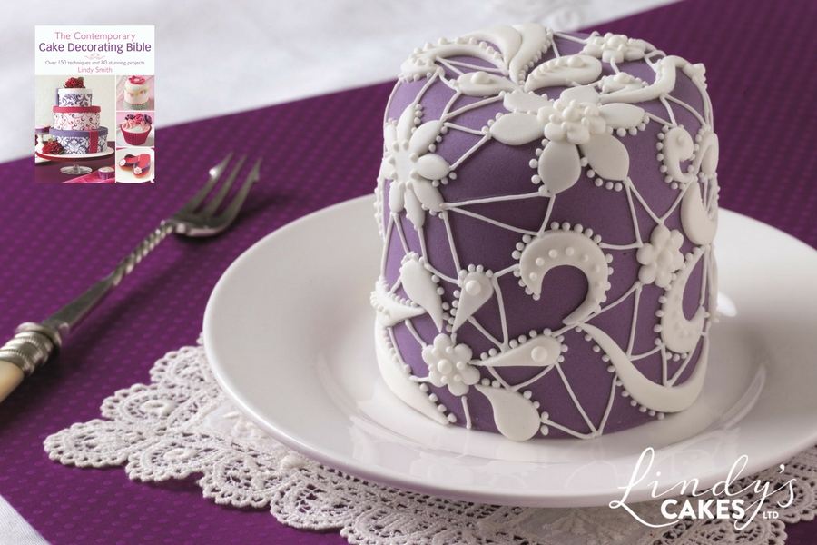 Lace inspired purple mini cake by Lindy Smith