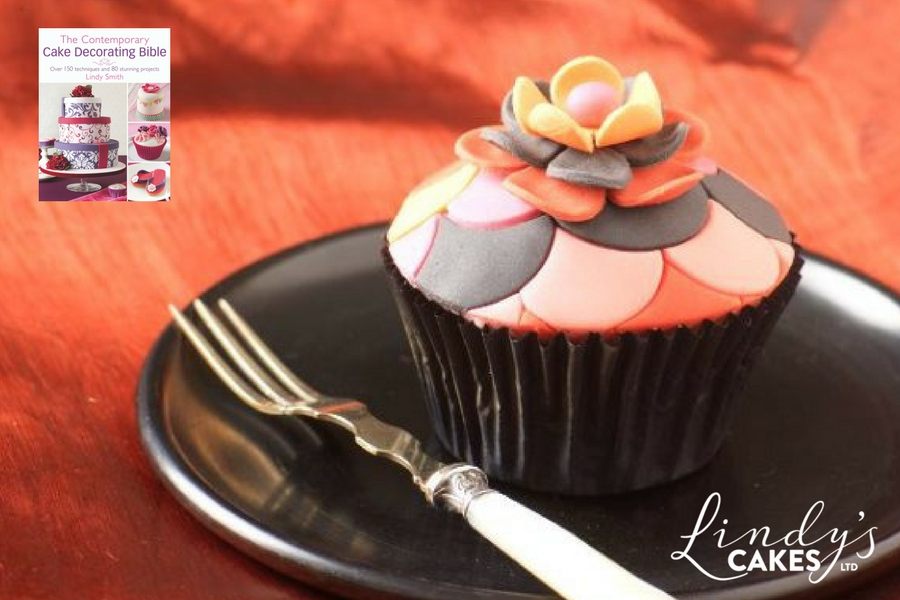 orient express cupcake in autumn colours