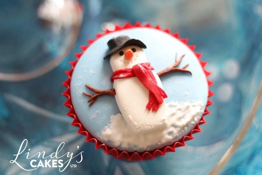 winter snowman cupcake with a red scarf by Lindy Smith