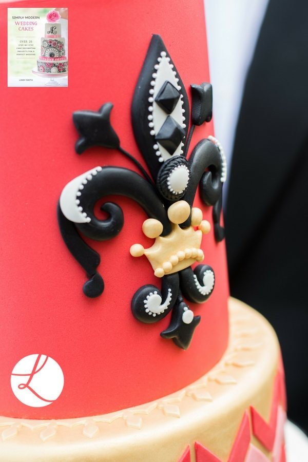 flamboyant-fleur-de-lis-close-up-red-and-black-design-from-best-selling-author-lindy-smiths-simply-modern-wedding-cakes-book