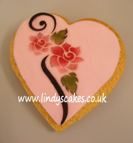 We all loved this stencilled rose heart cookie by Katy