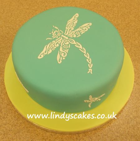 Gorgeous stencilled dragonfly!