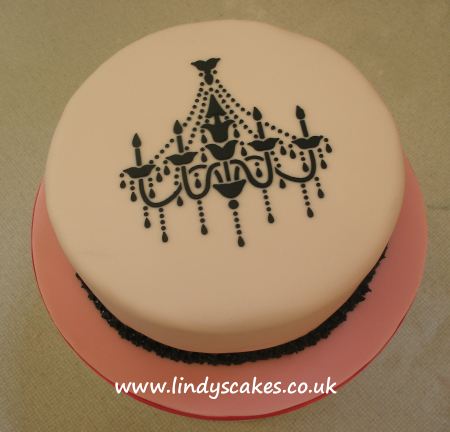 Full class at Lindy's Introduction to Celebration Cakes - 15th June 2012