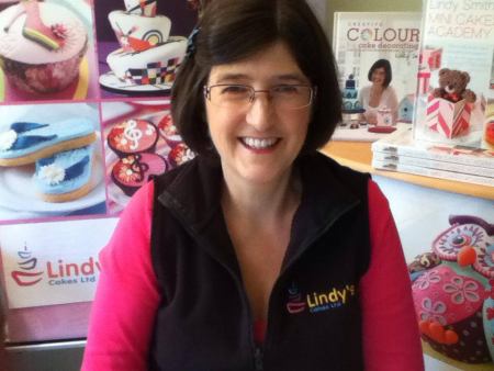 Lindy Smith takes part in the CakeFu Masters Webinar Series