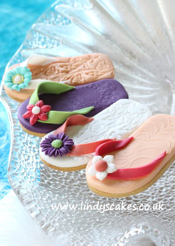 flip flop summer cookies decorated by lindy smith