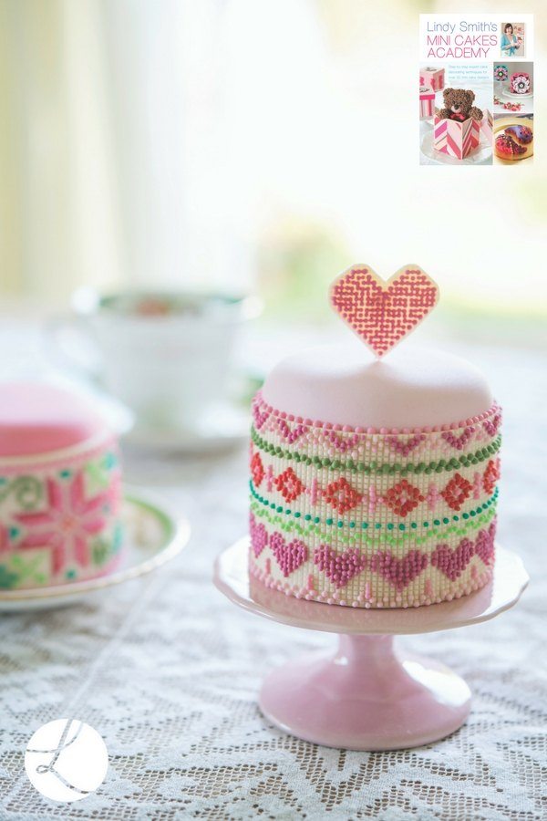Beautiful sugar embroidery patterns - Fair Isle and Beyond mini cakes from Lindy Smith's 'Mini Cakes Academy ' cake decorating book