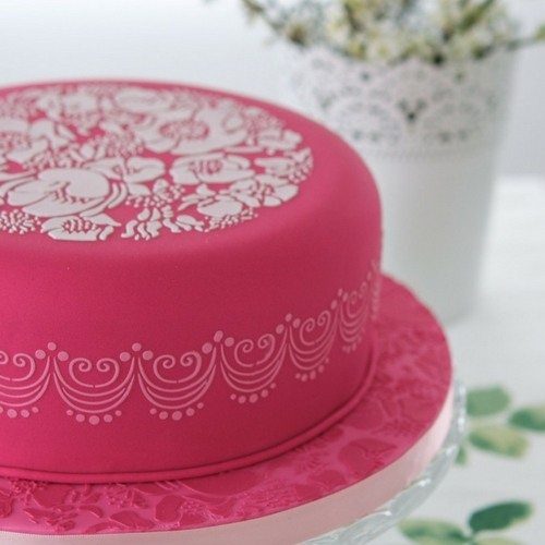 be inspired by stencilled cakes gallery link