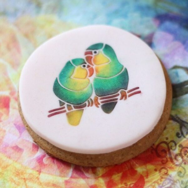 lovebird stencilled cookie by cake designer Lindy Smith