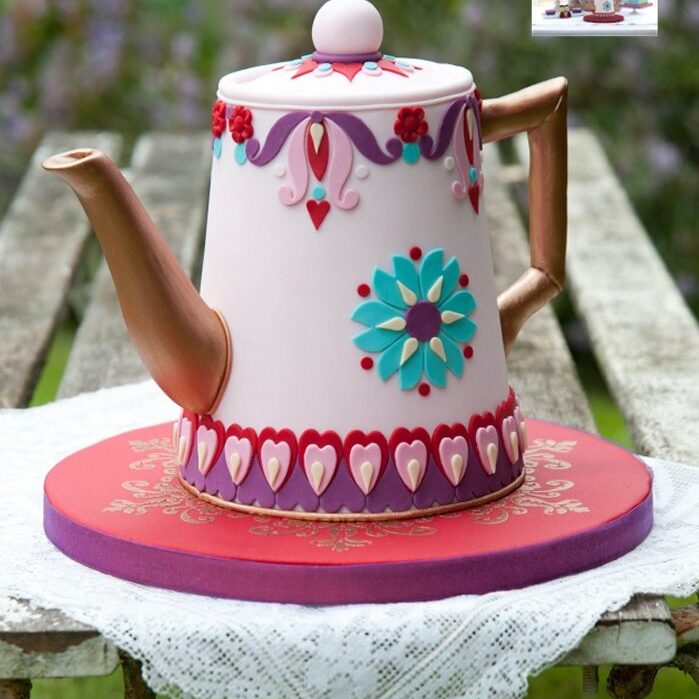 Teapot cake from Lindy Smith's creative colour for cake decorating book